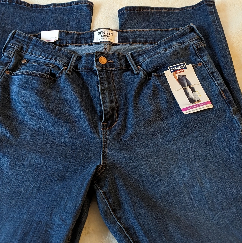 Levi's women's jeans sz 16